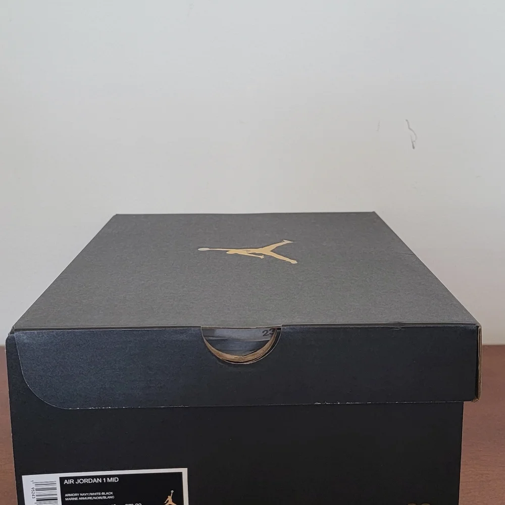 Nike Air Jordan 1 Mid Retro Armory Navy White 554724-411 Men size 11 - Picture 7 of 8